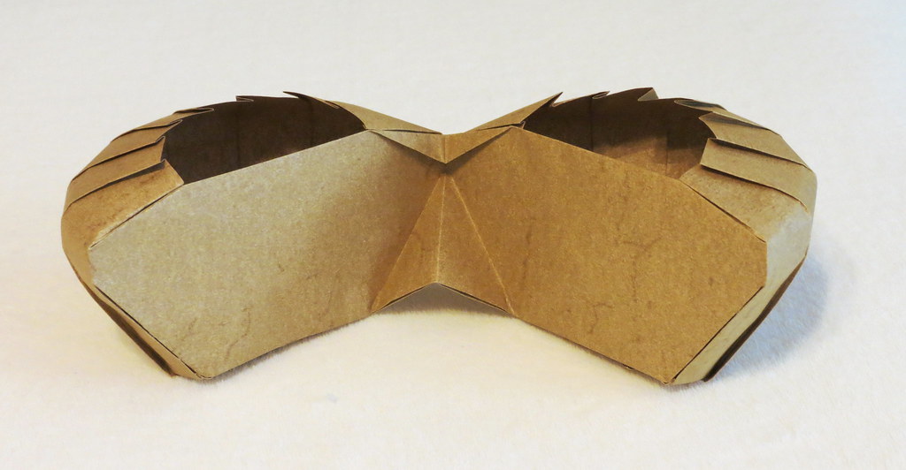 Nghệ thuật giấy carton